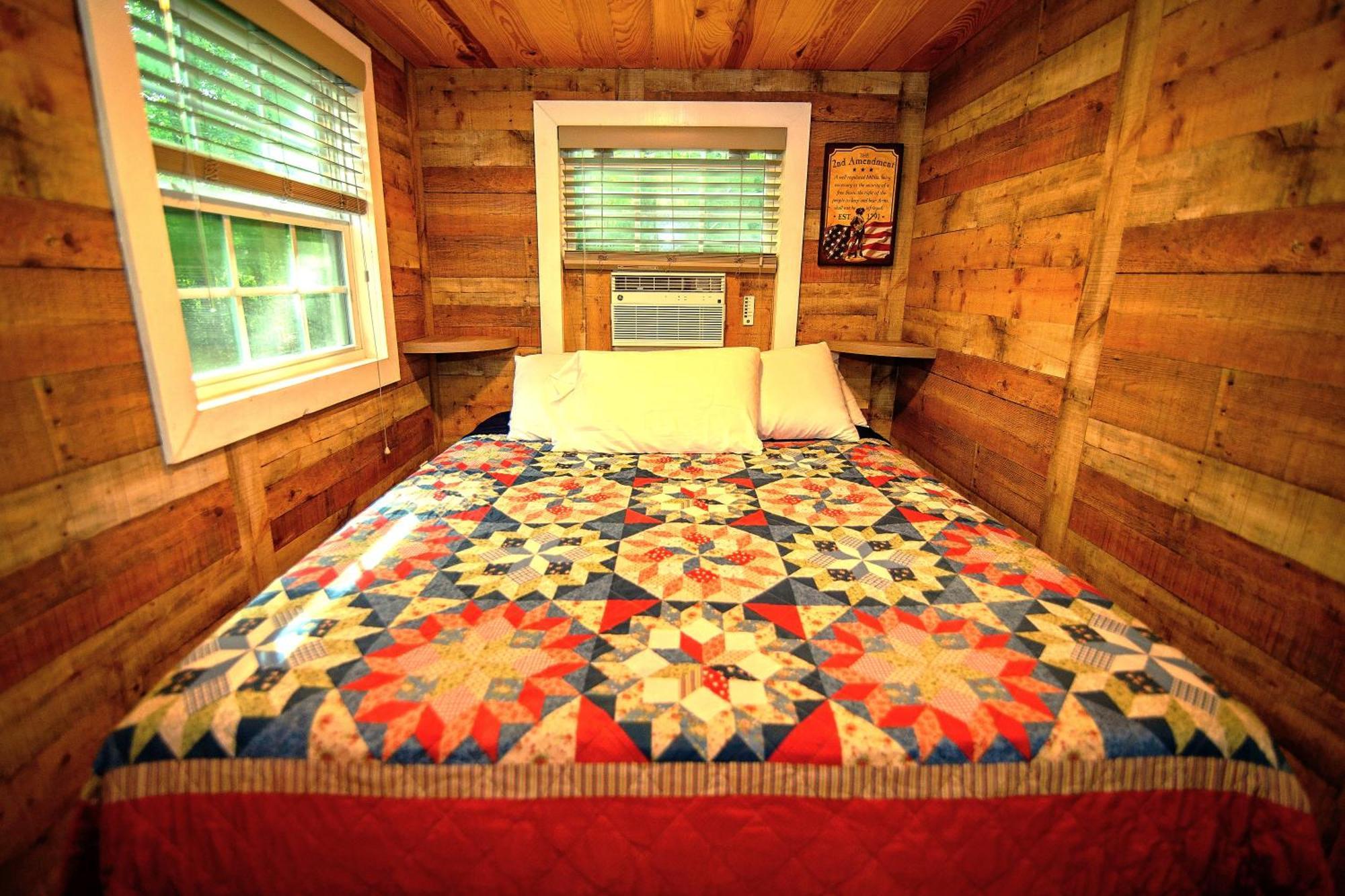 The Americana - Parker Creek Bend Cabins Murfreesboro Exteriér fotografie